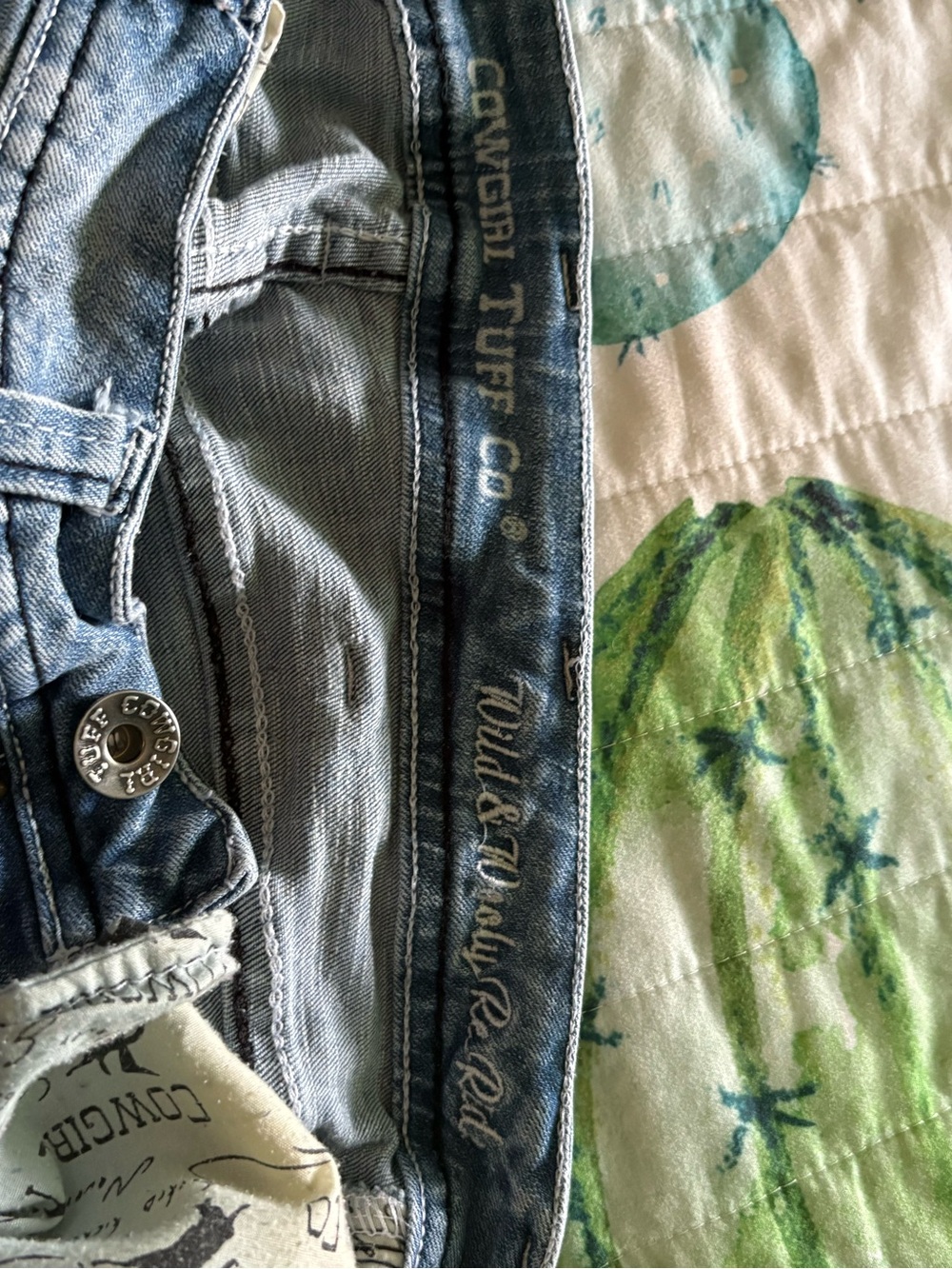 Cowgirl tuff bronze rider jeans - Picture 3 of 4